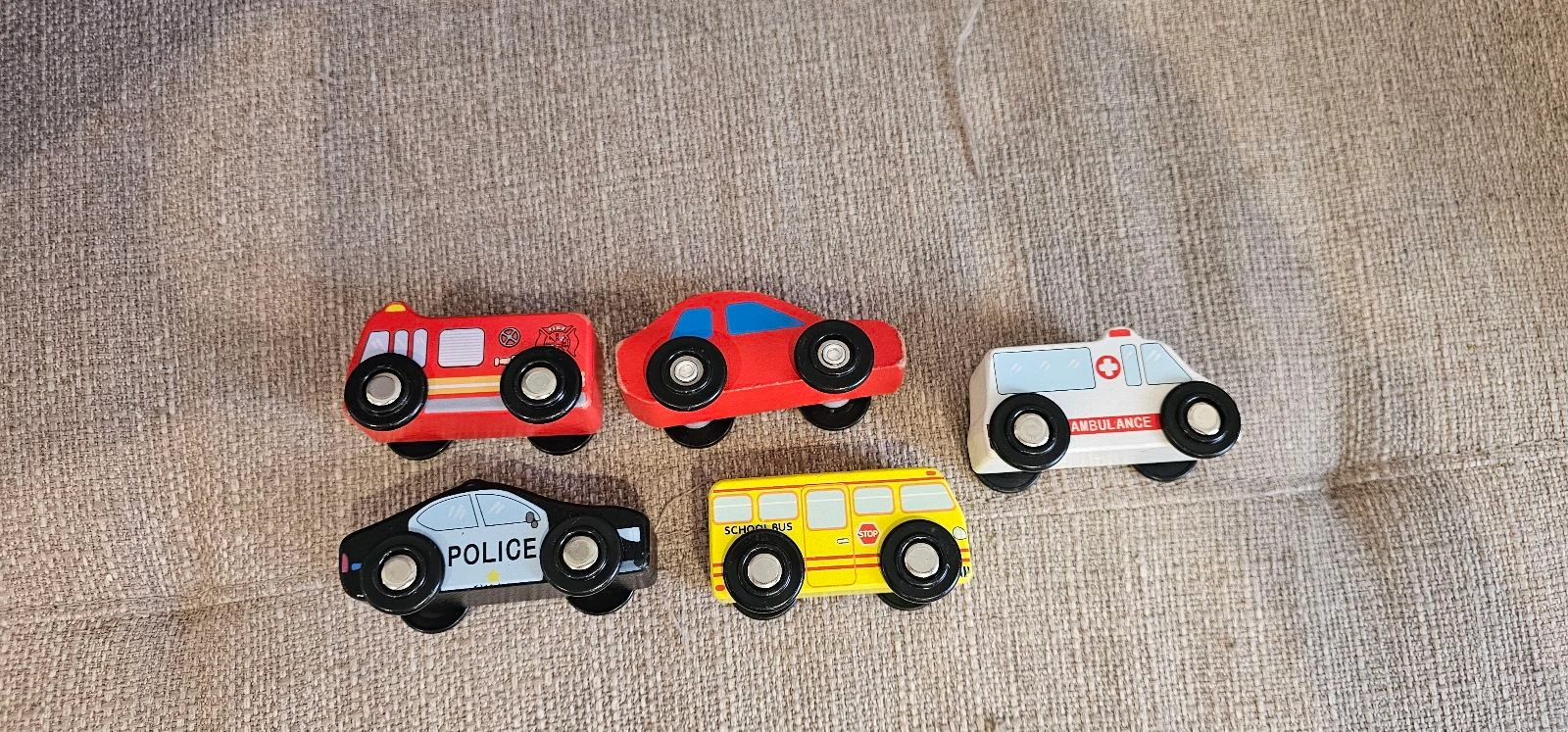 Lote de 5 coches de madera – photo 2